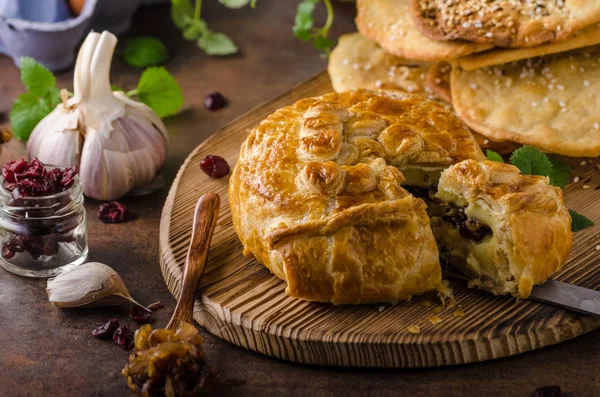 Puff pastry stuffed by camembert — Stock Photo, Image