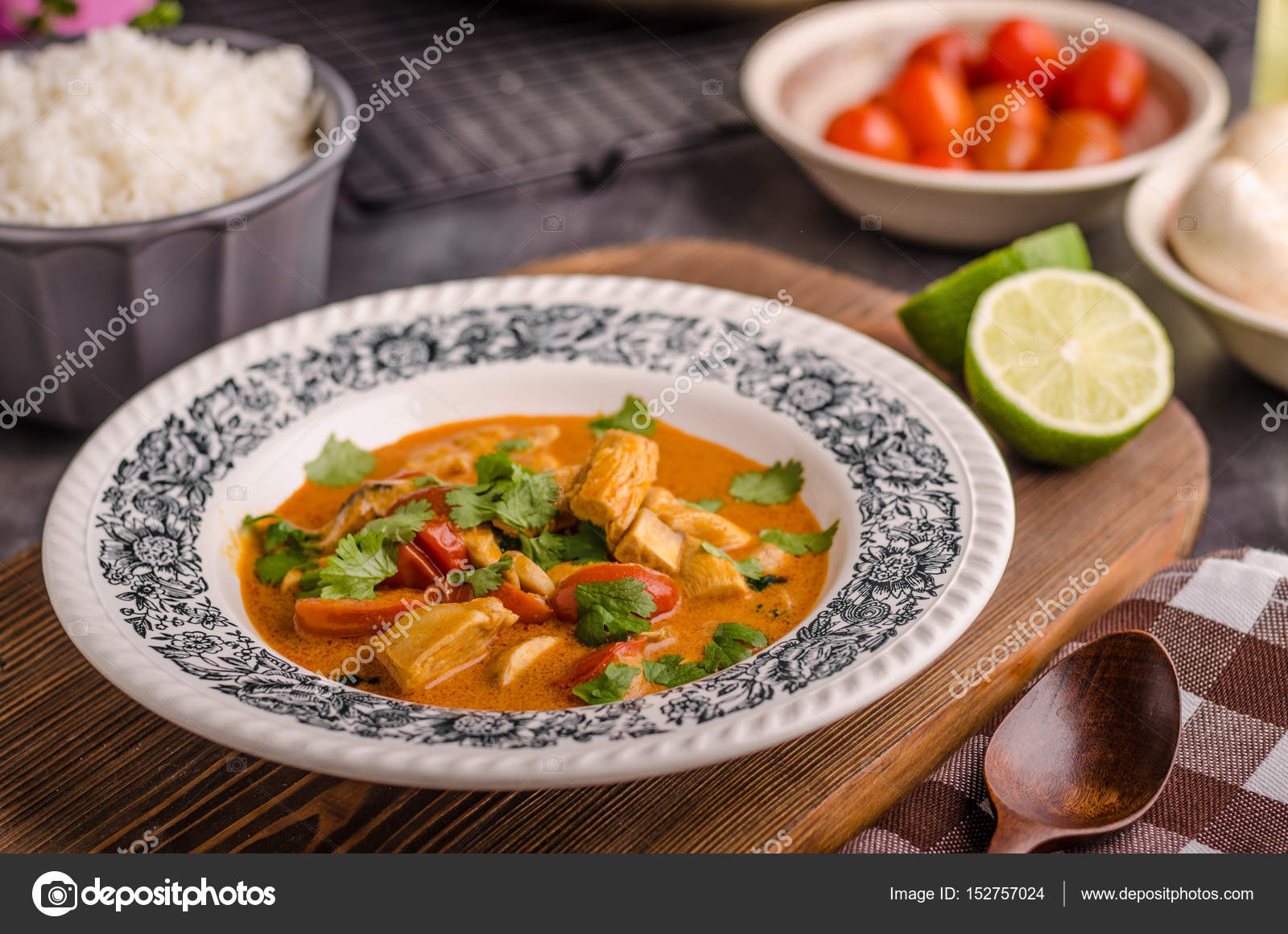 Pollo al Curry con Verduras Pollo al Curry con Verduras