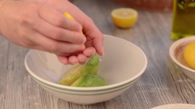 Çimlenme, avokado forma yapma avokado