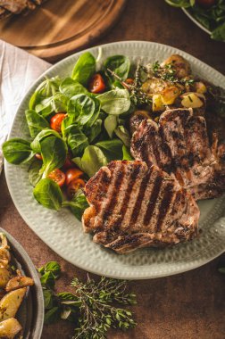 ızgara domuz pirzola