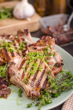 ızgara domuz pirzola