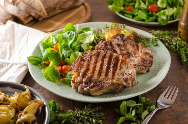 ızgara domuz pirzola