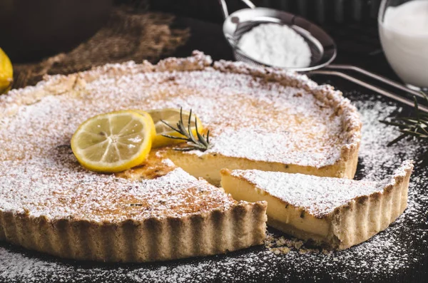 Deliciosa tarta de leamón —  Fotos de Stock