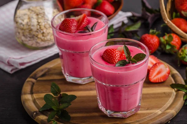 Aardbeien puddink foto — Stockfoto