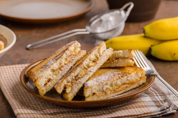 Panino alla banana al burro di arachidi — Foto Stock