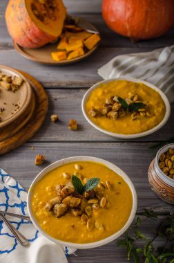 Balkabağı çorbası lezzetli organik çorba