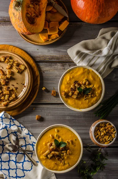 Balkabağı çorbası lezzetli organik çorba