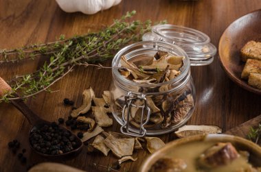 Rustik mantar çorbası