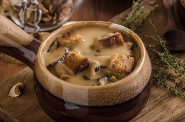 Rustik mantar çorbası