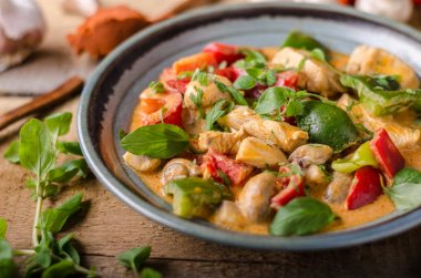 Köri tavuk sebze taze yiyecek