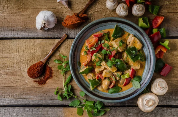 Pollo al curry vegetal alimentos frescos —  Fotos de Stock