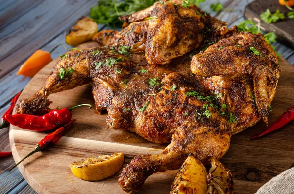 Grilled spicy chicken — Stock Photo, Image