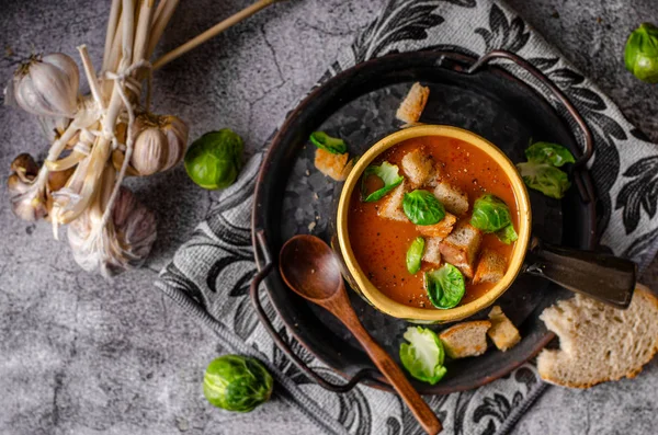 Deliziosa zuppa di gulasch fatta in casa — Foto Stock