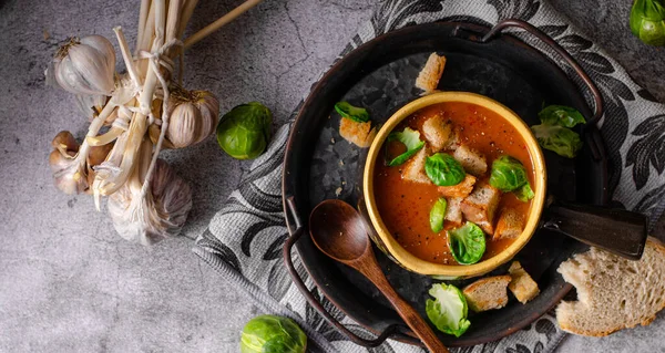 Смачний домашній суп з гуляшу — стокове фото