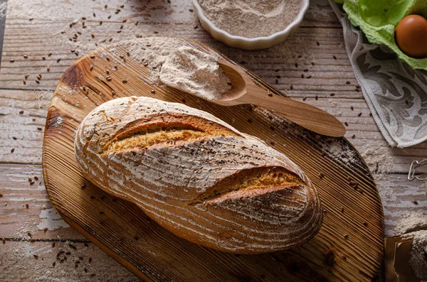 Domácí kmínový chléb — Stock fotografie