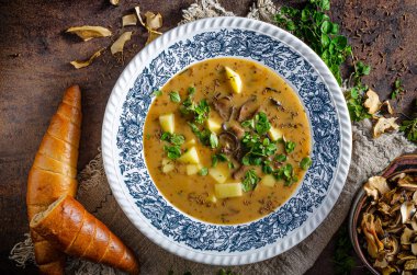 Patates mantar çorbası