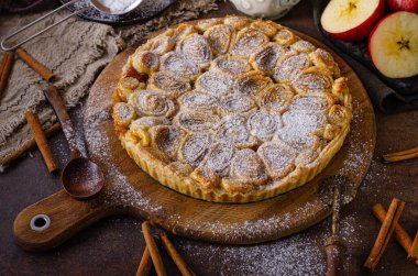 Biyolojik elmalar lezzetli turtalar, lezzetli ve basit yemekler.