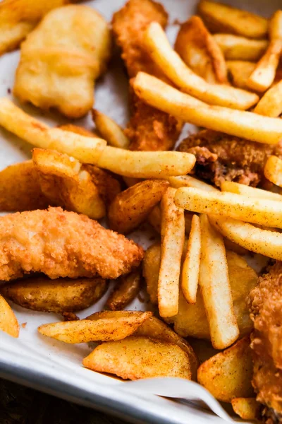 Crispy Juicy Snacks Delicious Sauce Wings Fries Potato Wedges Nuggets — Stock Photo, Image