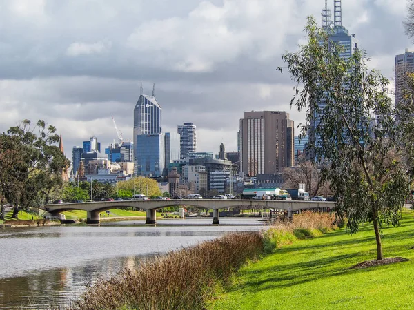 Banks of the Yarra River — Stock Photo, Image