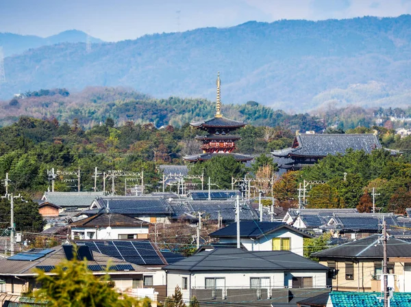 De toren van de Yakushiji-tempel — Stockfoto