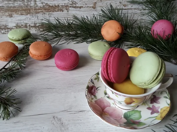 Renkli macaroons ile rahat kış sahne 