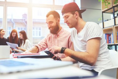 Yer coworking yılında iş arkadaşları