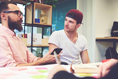 Beyin fırtınası genç yaratıcı serbest meslek 