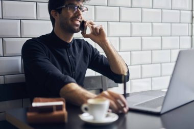 Çekici profesyonel bu geliştirici