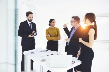 Toplantı iş corporation  