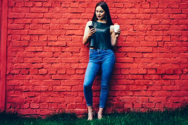 Pensive Female Student Dressed Fashionable Outfit Enjoying Recreation Aroma Coffee — Stock Photo, Image