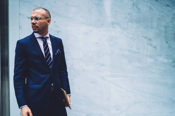 Confident Owner Company Dressed Elegant Formal Wear Looking Away Promotional — Stock Photo, Image