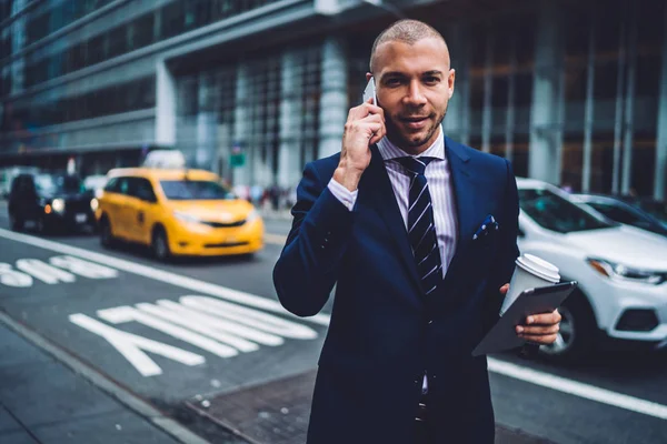 Portrait Handsome Young Entrepreneur Calling Service Taxi Standing Road New — Stock Photo, Image