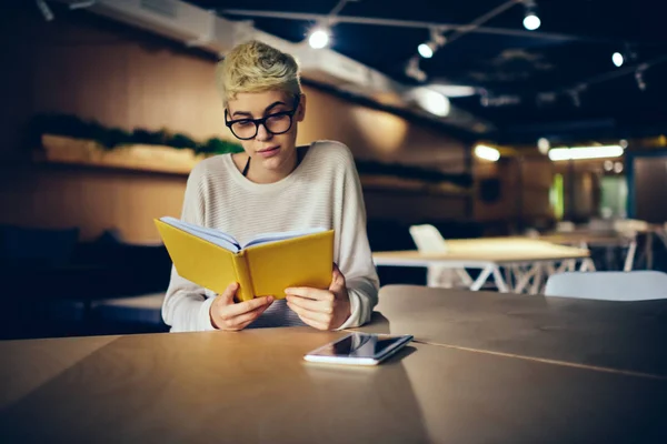 Pensive Female Student Trendy Eyeglasses Spending Free Time Hobby Reading — Stock Photo, Image