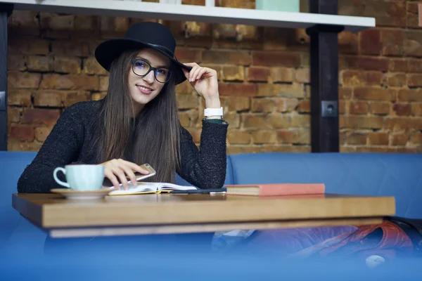 Portrait Attractive Young Girl Trendy Hat Eyewear Sitting Cafe Interior — Stock Photo, Image