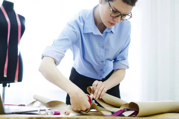 Cropped Image Female Business Woman Couturier Dressed Stylish Outfit Cutting — Stock Photo, Image