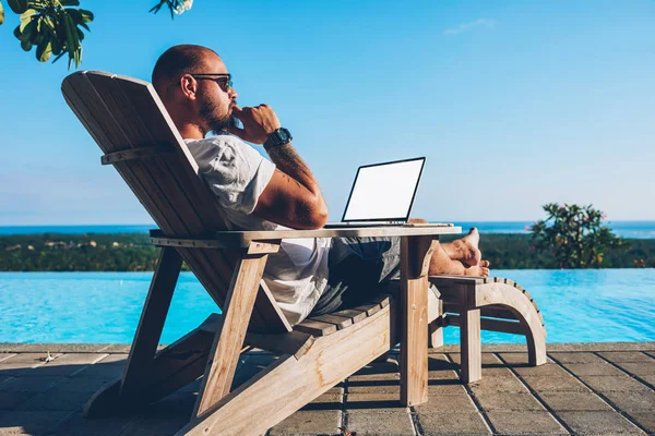 Thoughtful Businessman Sunglasses Thinking Ideas Working Project Distance Job Laptop — Stock Photo, Image