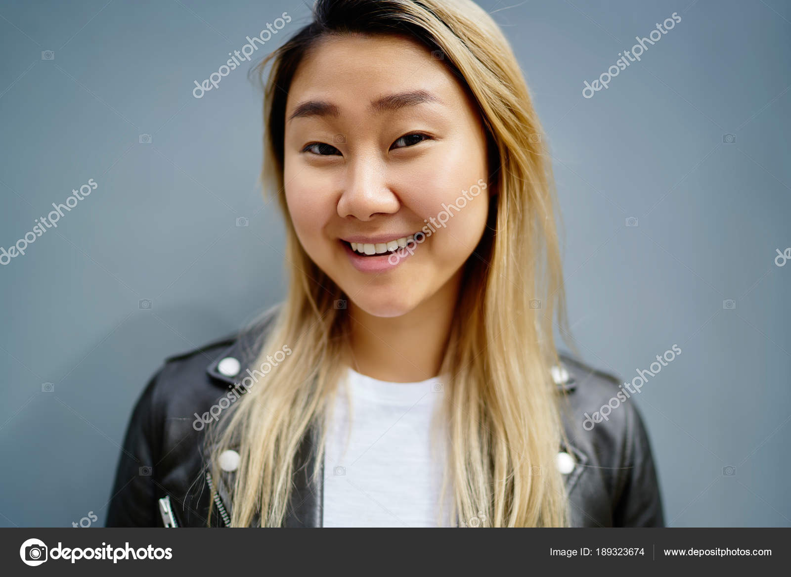 Blonde Chinese Girl Close Portrait Young Blonde Chinese Woman