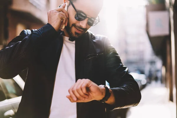 Handsome Man Having Mobile Phone Conversation Arranging Meeting Looking Wristwatch — Stock Photo, Image