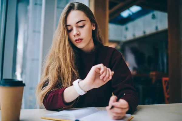 Caucasian Hipster Girl Reading Message Wearable Smartwatch Break Studying University — Stock Photo, Image