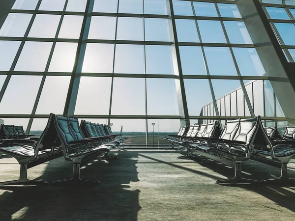 Área Espera Leve Aeroporto Com Grande Janela — Fotografia de Stock