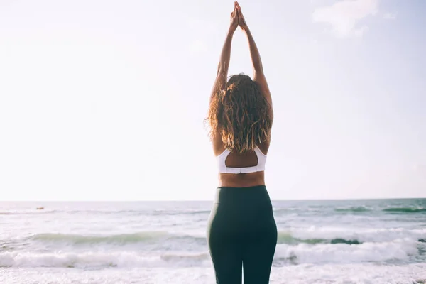 Back View Woman Training Mountain Pose Relaxes Mind Enjoying Pleasure — Photo