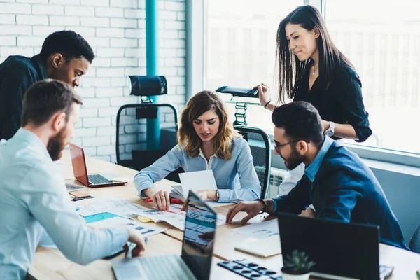 Crew Multicultural Male Female Partners Coworking Together Information Startup Finance — Stock Photo, Image