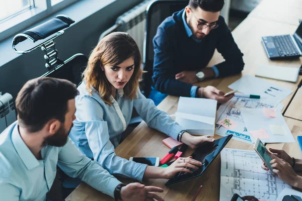 Group Clever Designers Working Together Architect Sketches While Making Research — Stock Photo, Image