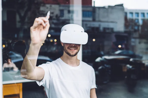 Happy Young Male Wearing Innovative Virtual Reality Headset Working Stimulation — Stock Photo, Image
