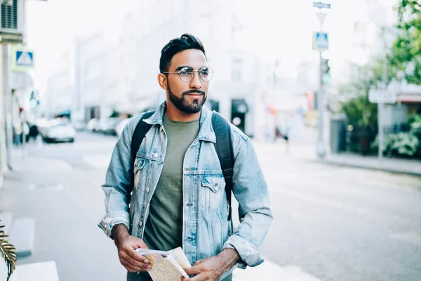 Content Bearded Ethnic Male Glasses Casual Denim Jacket Standing Street — Stock Photo, Image