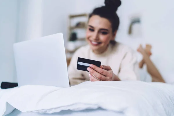 Blurred Happy Adult Woman Casual Clothes Holding Concentrating Credit Card — Stock Photo, Image