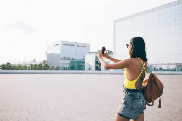 Side View Touristic Hipster Girl Clicking Selfie Photo Smartphone Front — Stock Photo, Image