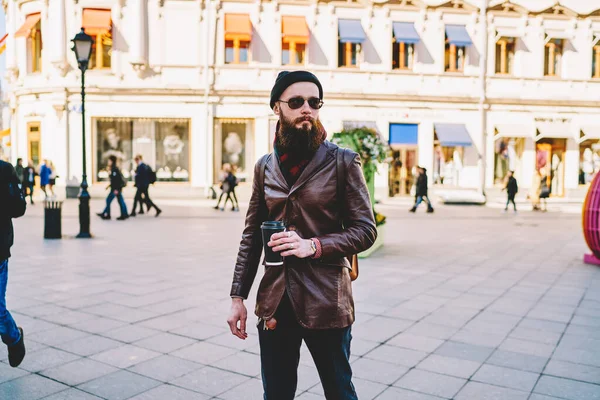 Bearded Hipster Black Cap Dressed Brown Leather Coat Standing Cup — Stock Photo, Image