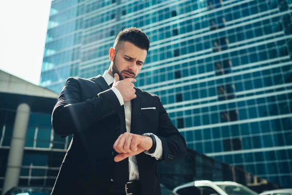 Stressed Confused Businessman Wearing Suit Standing Street Modern Business Center — Stock Photo, Image