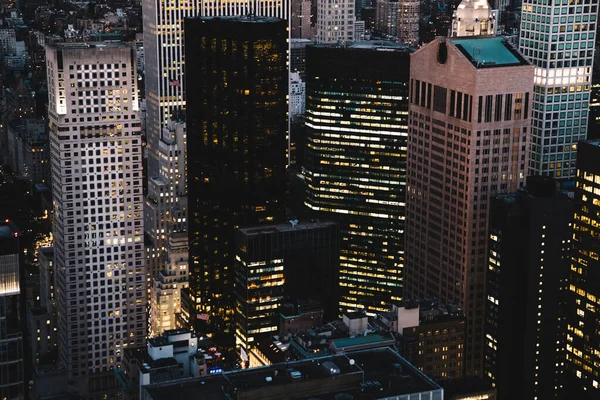 Vista Aérea Vários Edifícios Altos Arranha Céus Manhattan Com Janelas — Fotografia de Stock